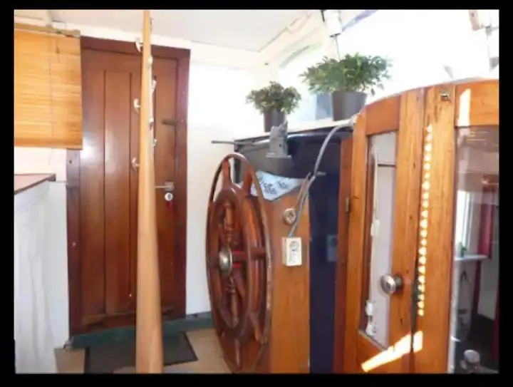 Botel Houseboat Orfeo Hotel Ghent